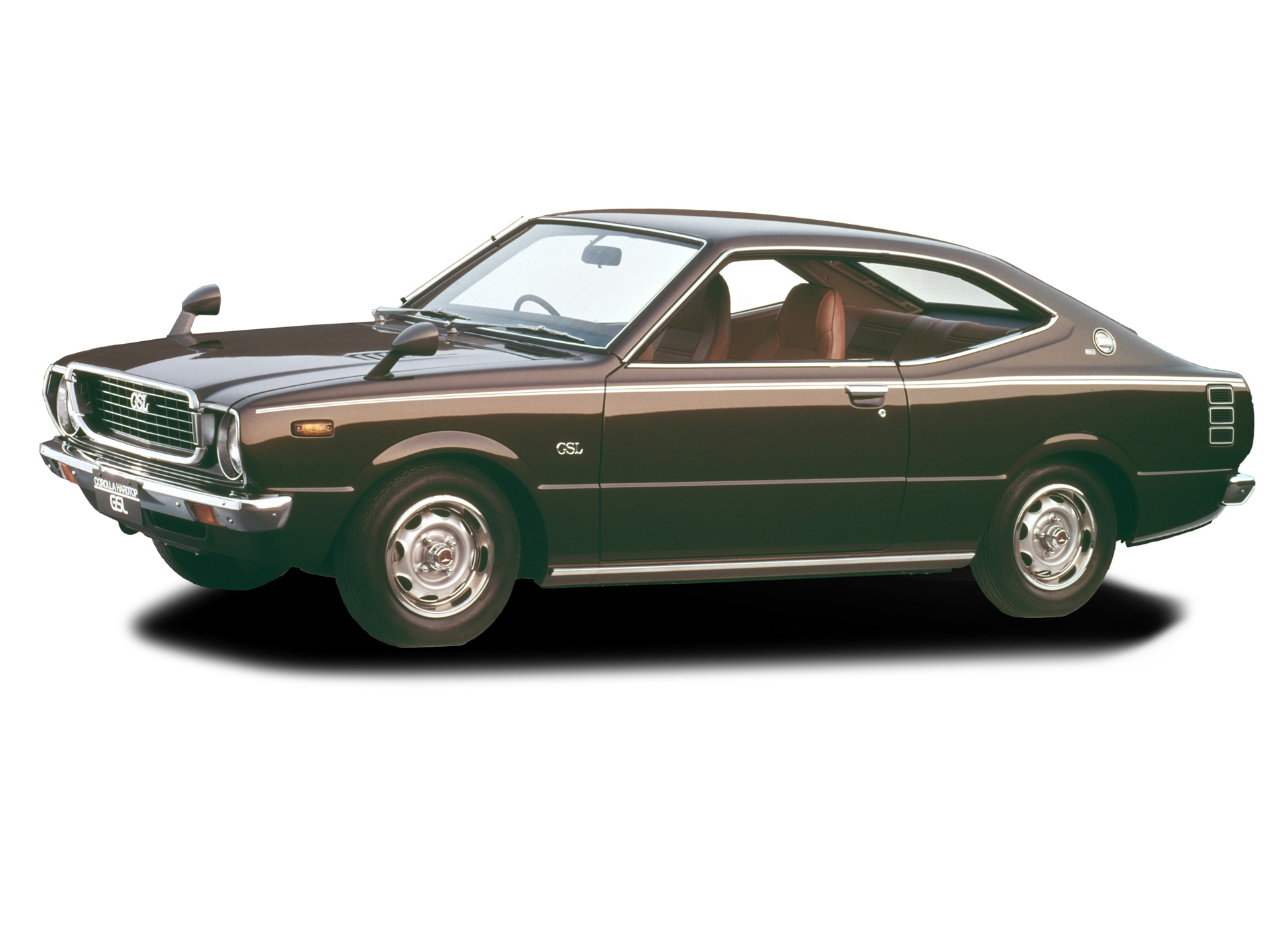Grøn Toyota Corolla coupé fra 1970'erne.